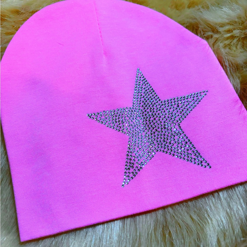 New light pink beanie with silver rhinestone star